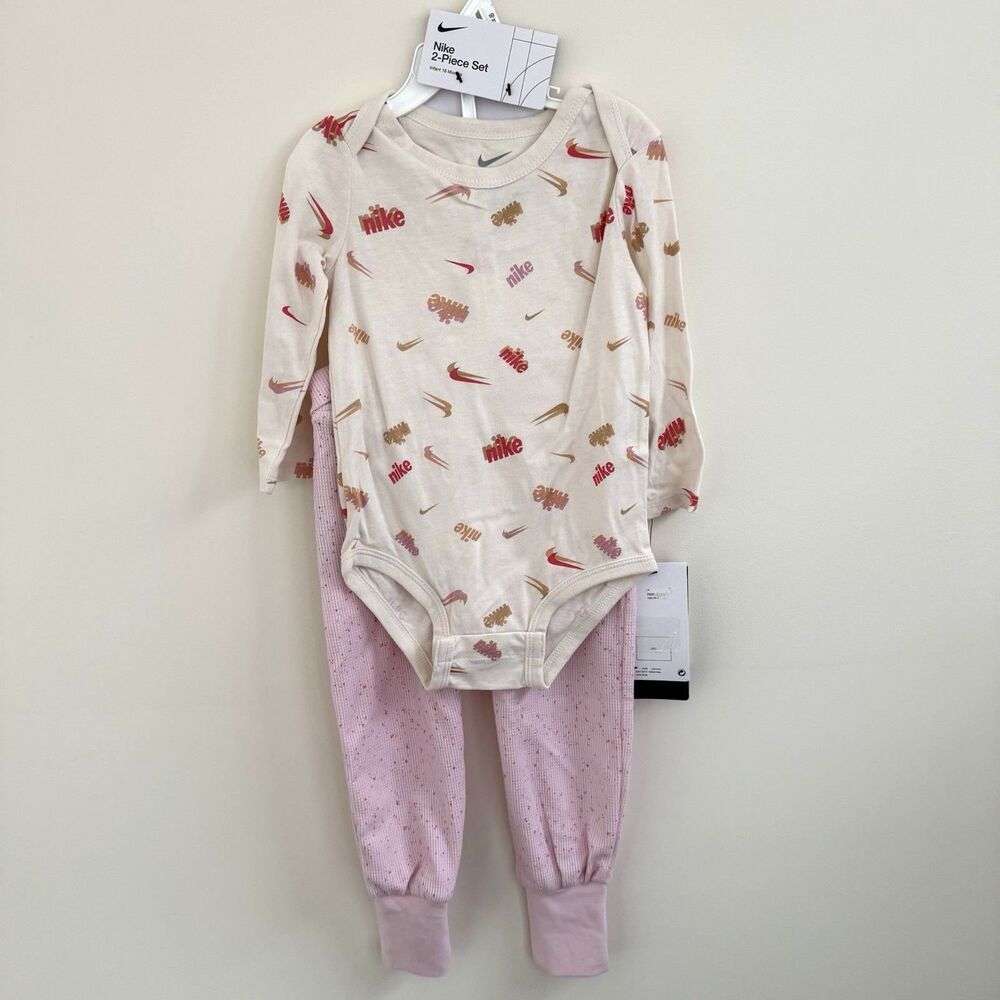 Nike 2-Piece Girls Outfit Set 18M Pink Logo Long Sleeve Bodysuit Leggings